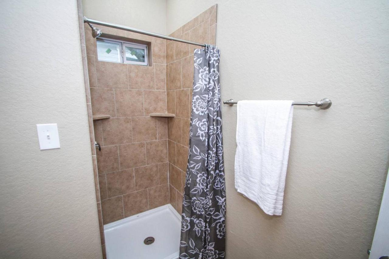 Hackberry St #A Renovated 2Br/2Ba Near Downtown Apartment ซานอันโตนิโอ ภายนอก รูปภาพ