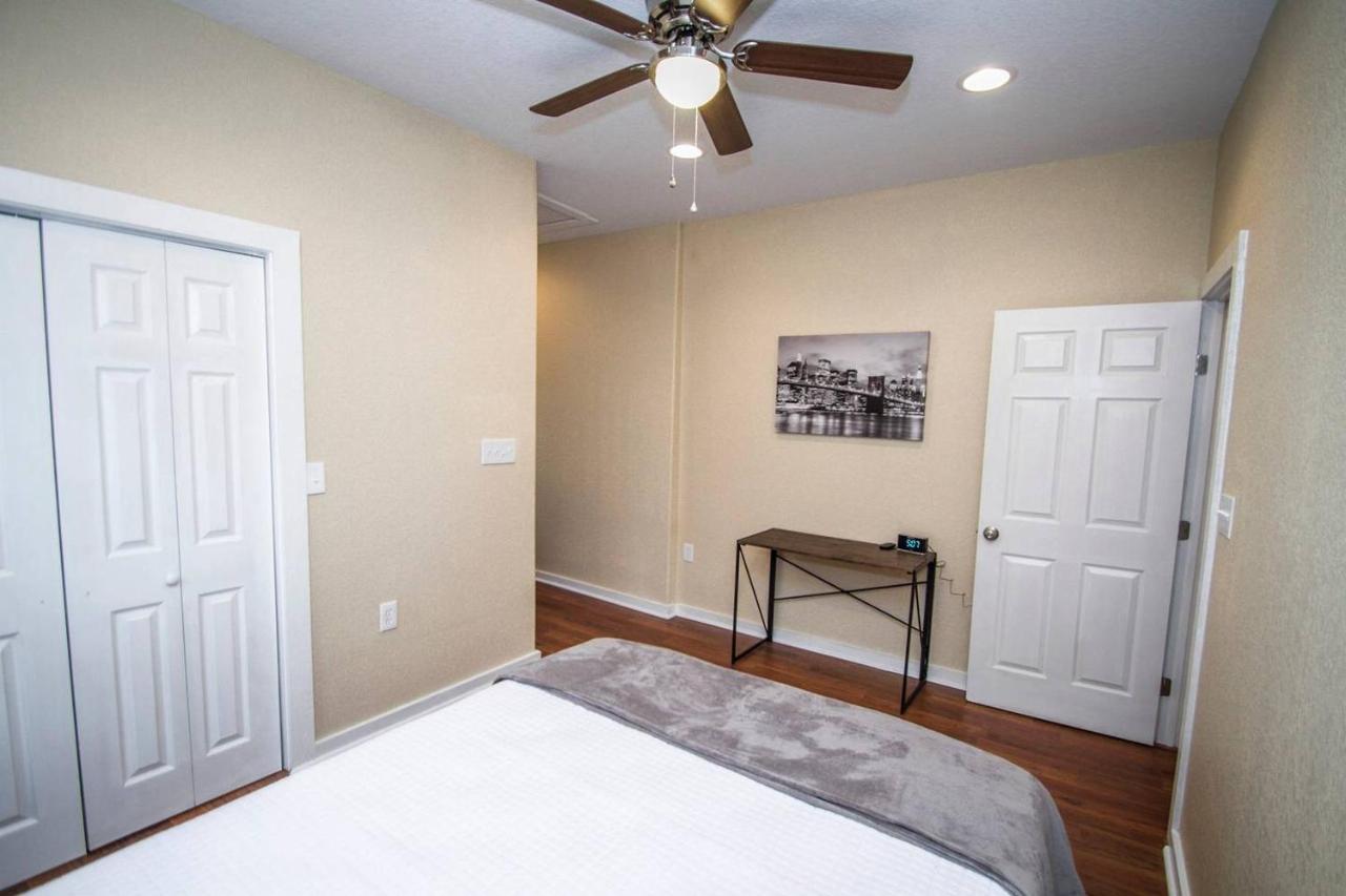 Hackberry St #A Renovated 2Br/2Ba Near Downtown Apartment ซานอันโตนิโอ ภายนอก รูปภาพ